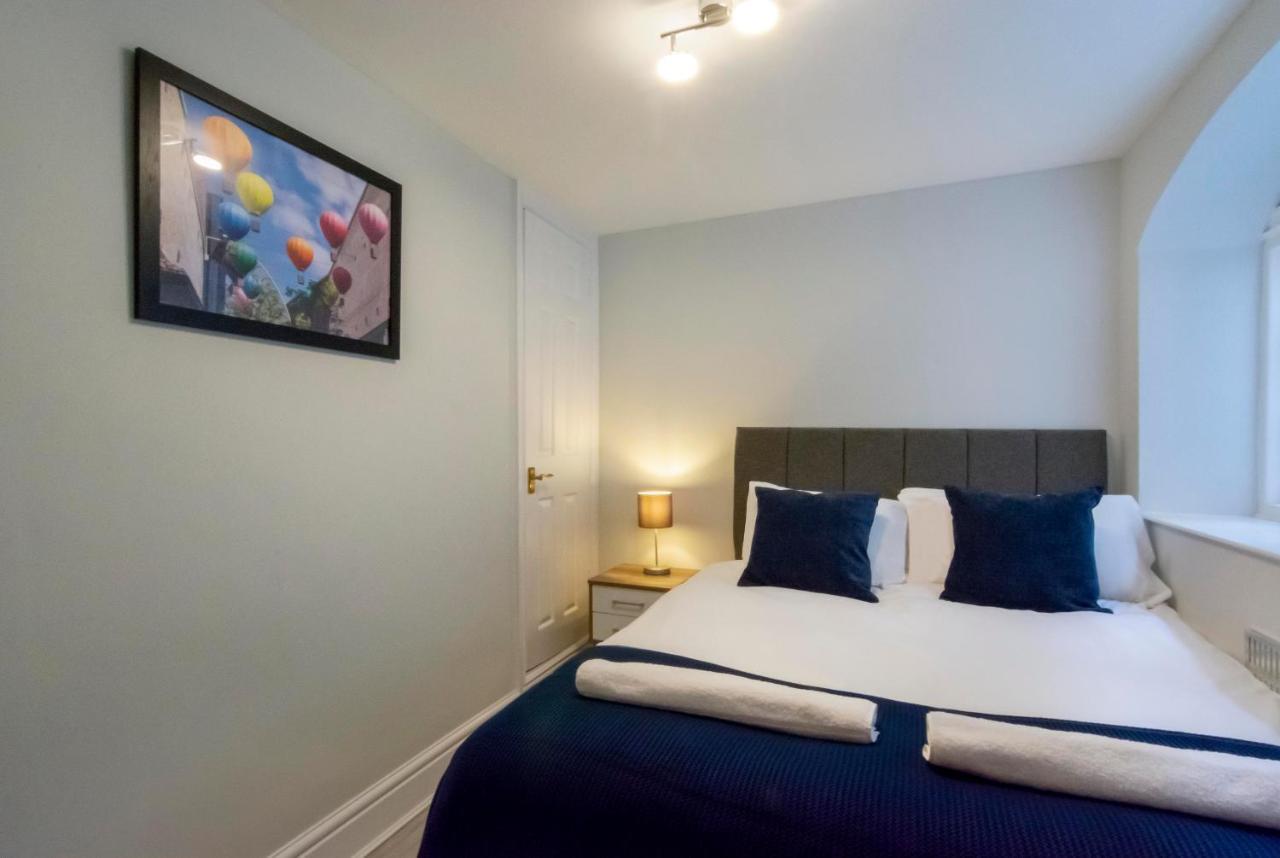 Free Parking! Very Large 2 Bedroom Clifton Flat Bristol Exterior foto